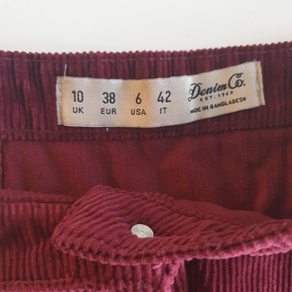 Burgundy Denim&Co corduroy button skirt - Picture 4 of 4